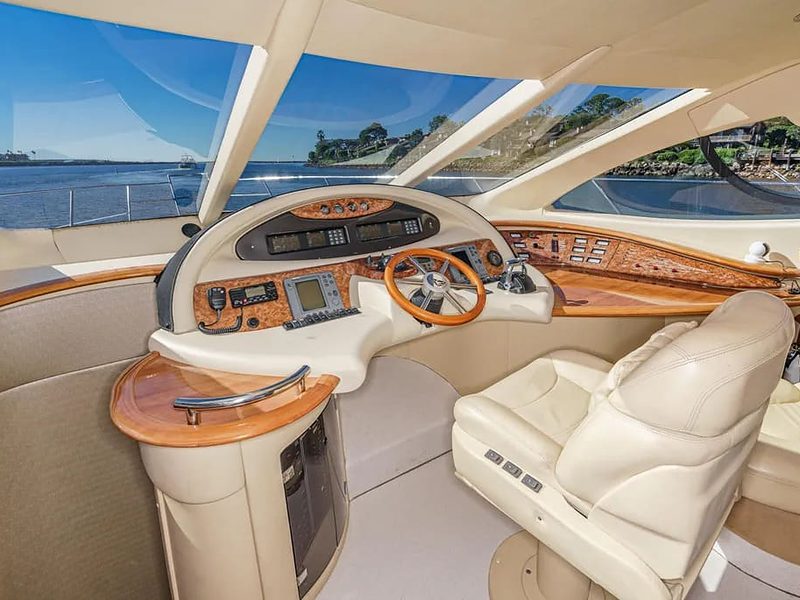 TruLou yacht - Salon Lounge Seating